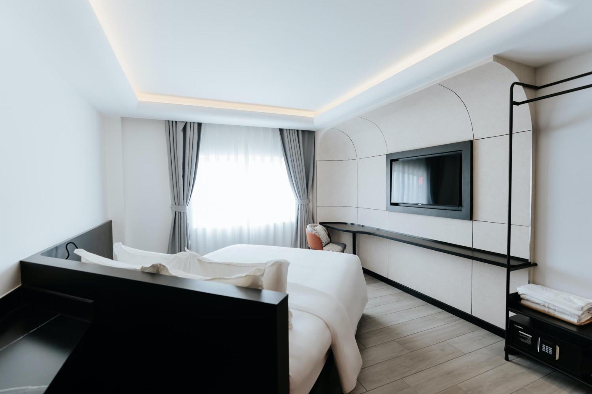 The Concept Hotel- City Center Ho Chi Minh City Bagian luar foto